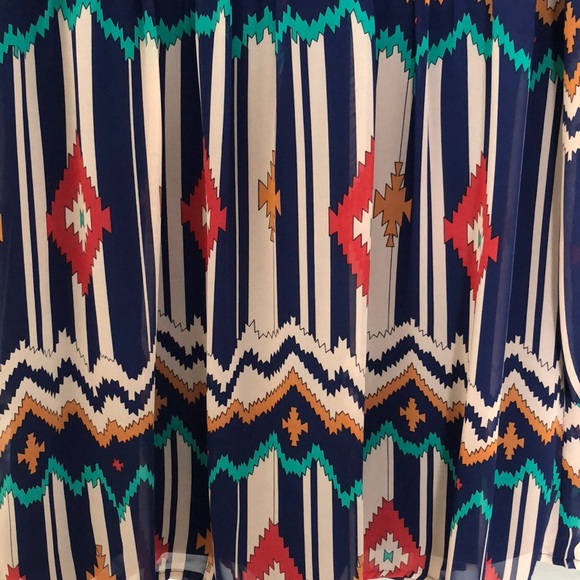 Flowy dress - Picture 2 of 3